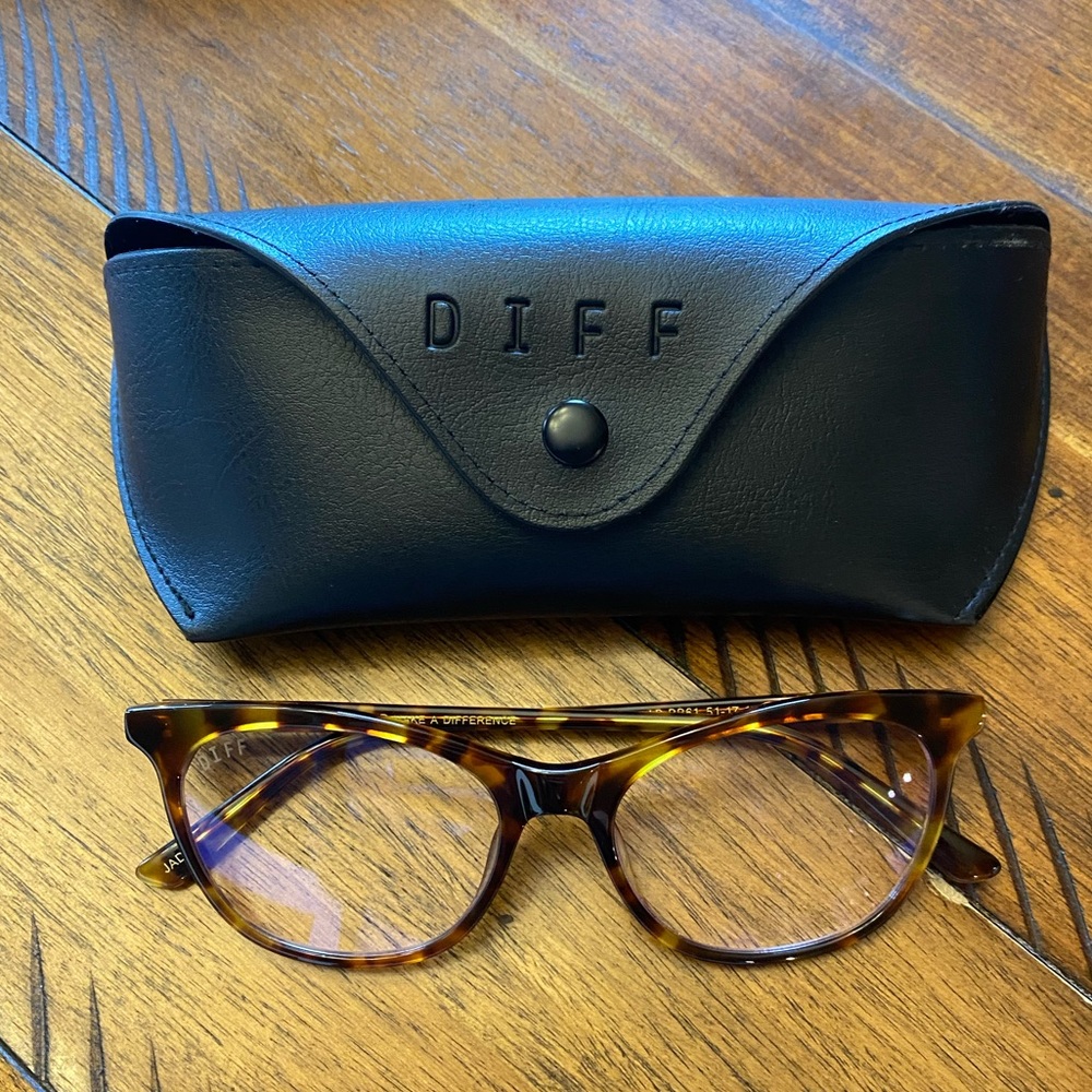 Diff eyewear amber tortoise Jade blue light glasses